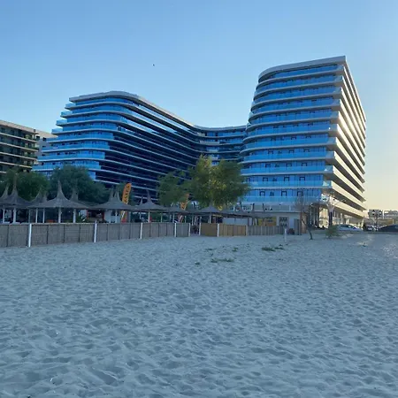 Luxury By Whitetitanicbreeze * ナボダリ