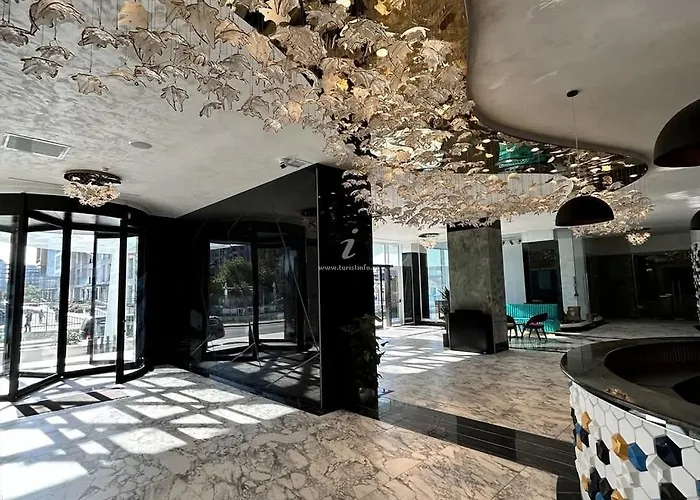 Luxury By Whitetitanicbreeze Lejlighed Năvodari